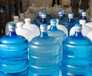 Como determinar el precio del garrafón de agua